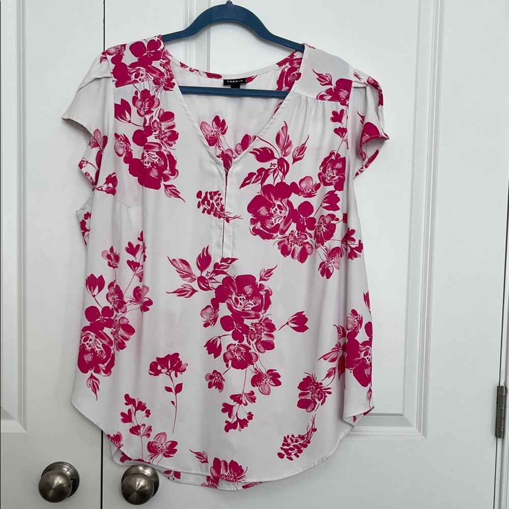 Torrid Harper Floral Pink and White Women's Top